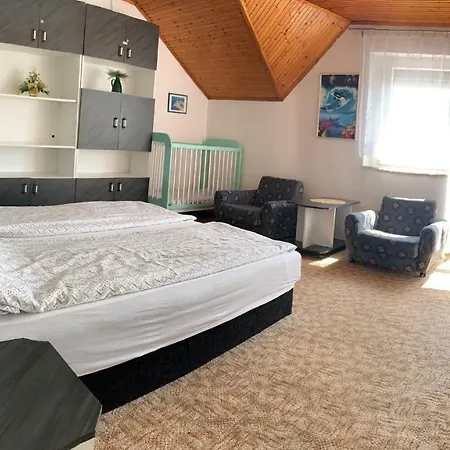 In - Balaton 18978 Appartement Balatonkenese